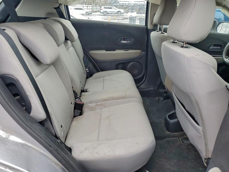 Фото 11 - HONDA HR-V