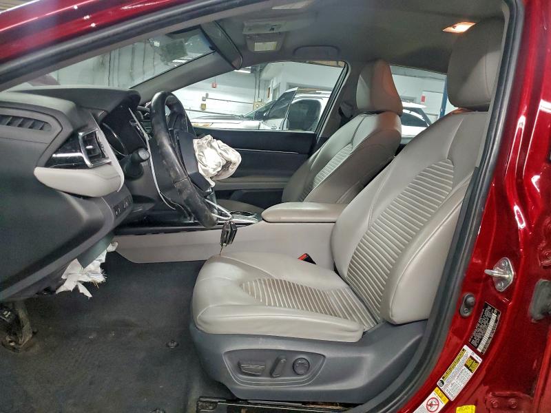 Фото 7 - TOYOTA CAMRY