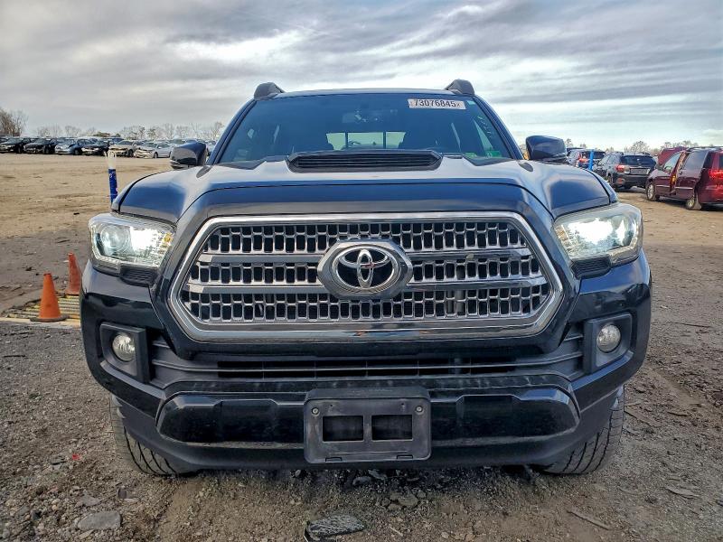 Фото 5 - TOYOTA TACOMA