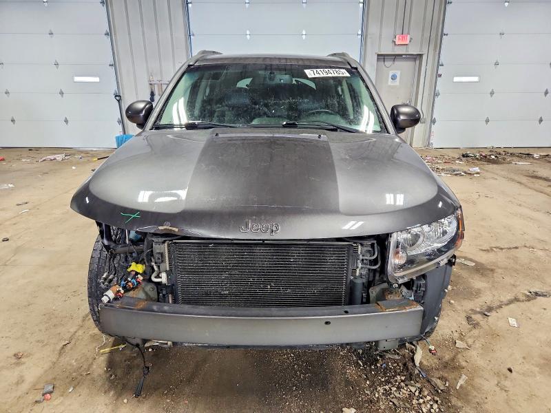 Фото 5 - JEEP COMPASS