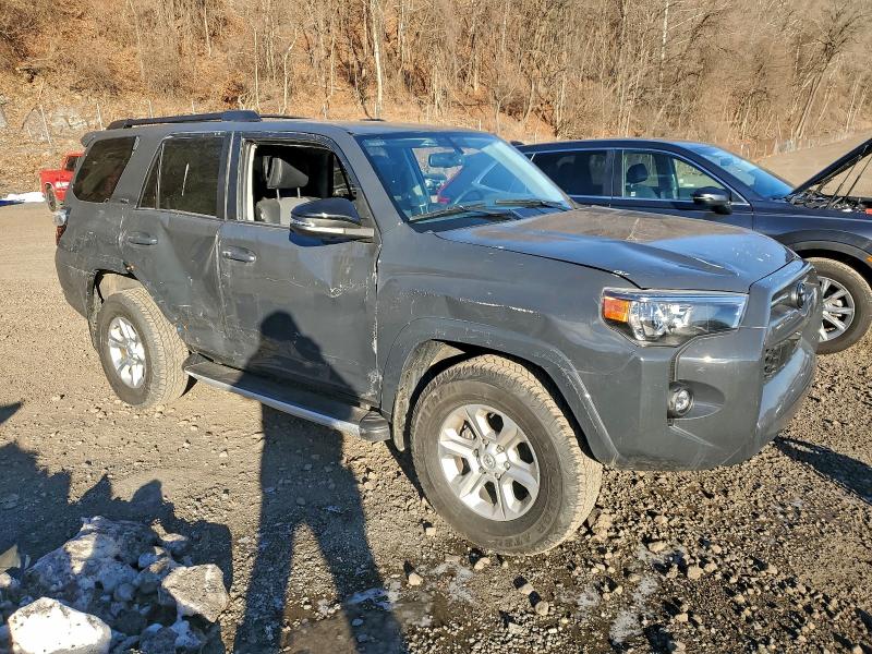 Фото 4 - TOYOTA 4RUNNER