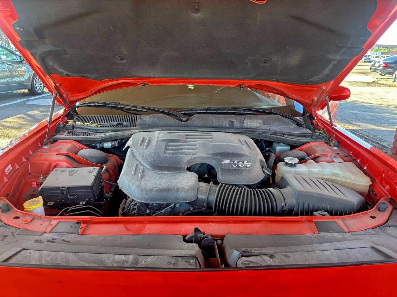 Фото 7 - DODGE CHALLENGER