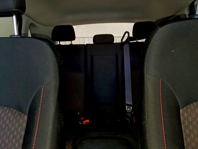 Фото 10 - MITSUBISHI OUTLANDER