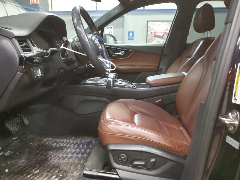 Фото 7 - AUDI Q7