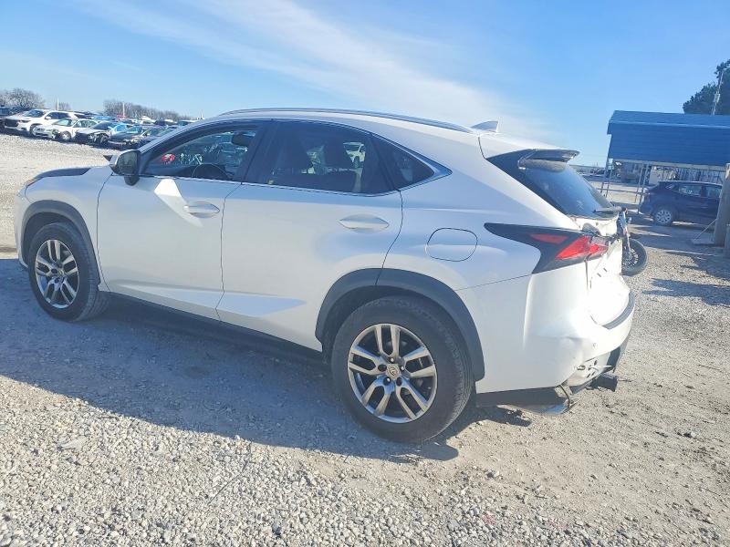 Фото 2 - LEXUS NX