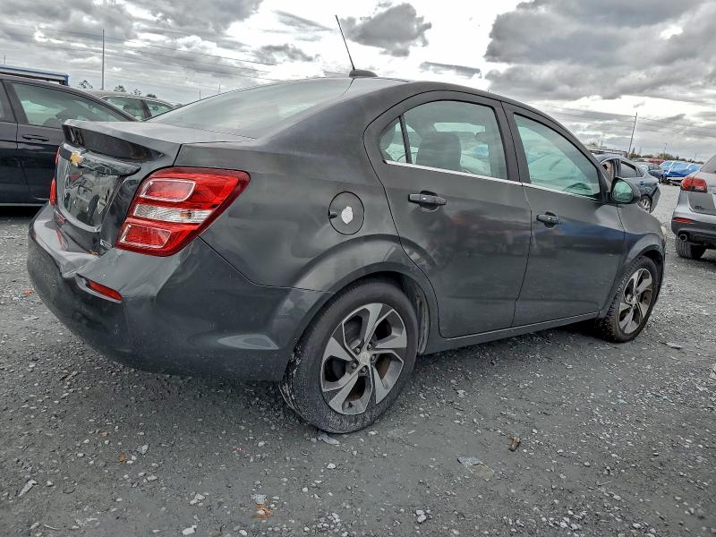 Фото 3 - CHEVROLET SONIC