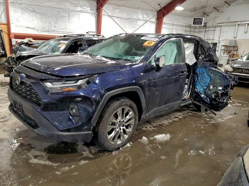 Фото 1 - TOYOTA RAV4