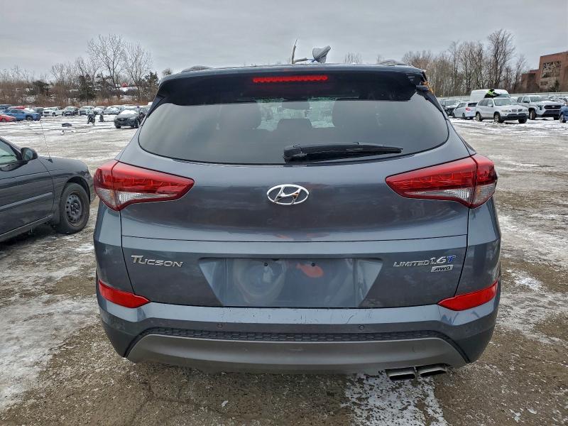 Фото 6 - HYUNDAI TUCSON