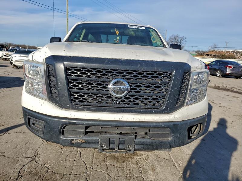 Фото 5 - NISSAN TITAN