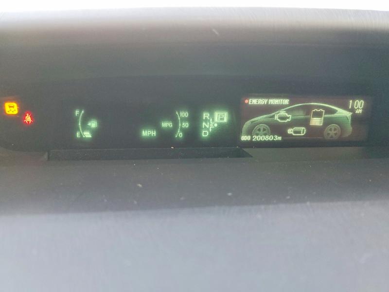 Фото 9 - TOYOTA PRIUS