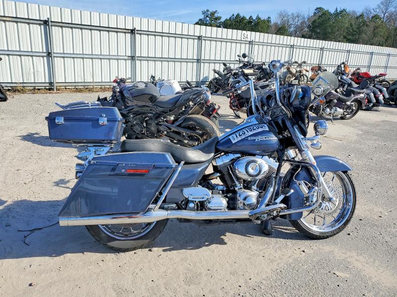 HARLEY-DAVIDSON FL 2008