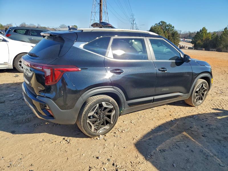 Фото 3 - KIA SELTOS