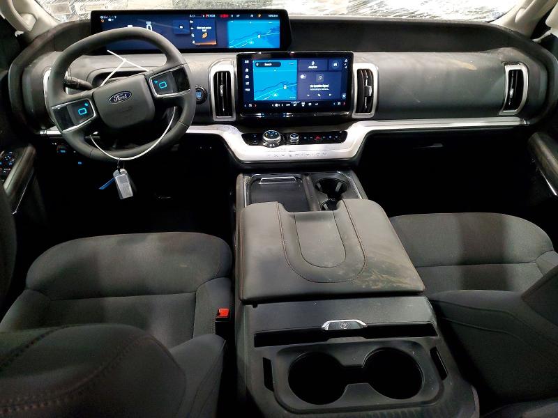 Фото 8 - FORD EXPEDITION