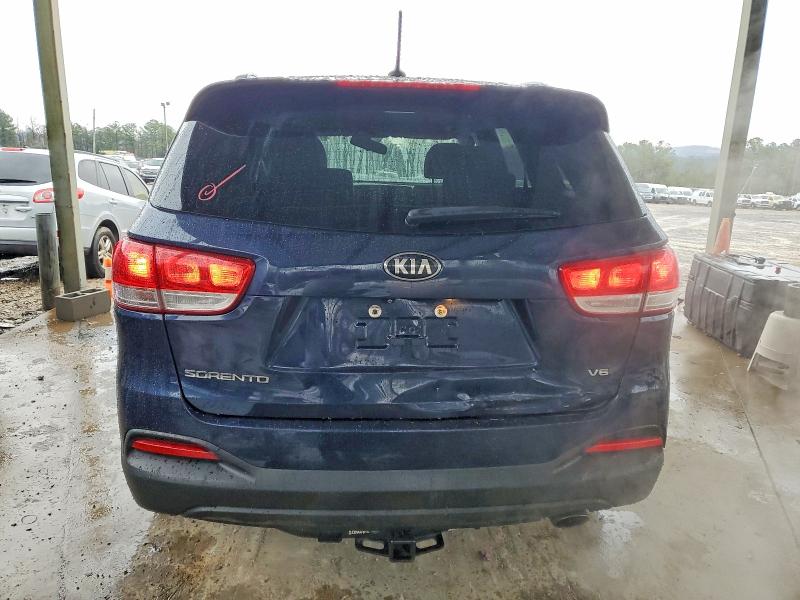 Фото 6 - KIA SORENTO