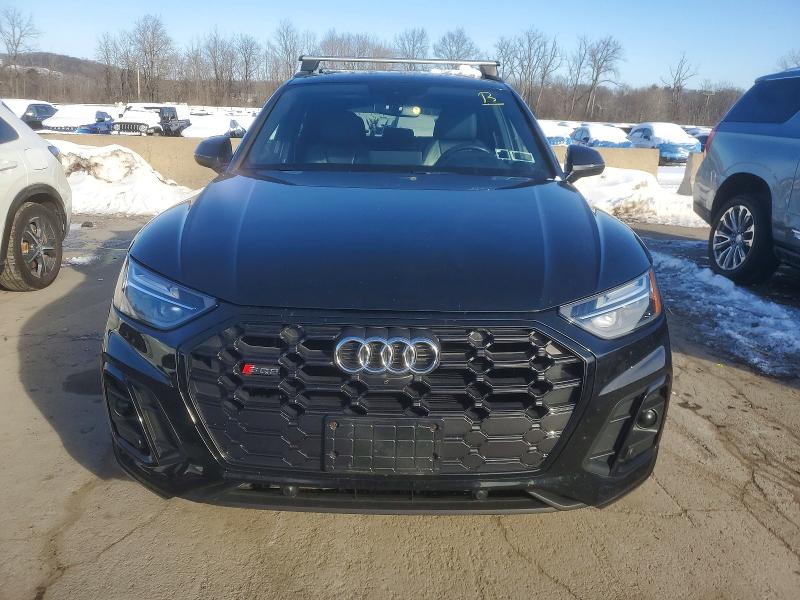 Фото 5 - AUDI SQ5