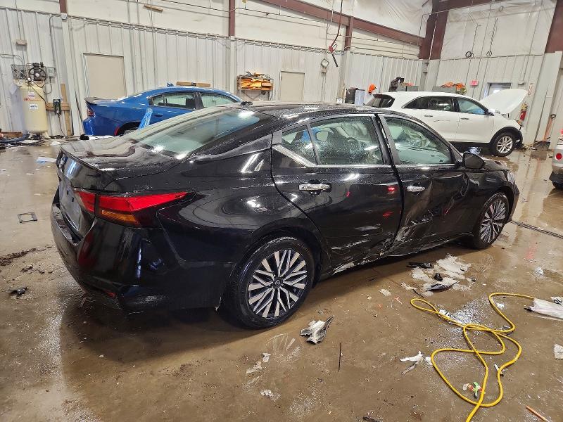 Фото 3 - NISSAN ALTIMA