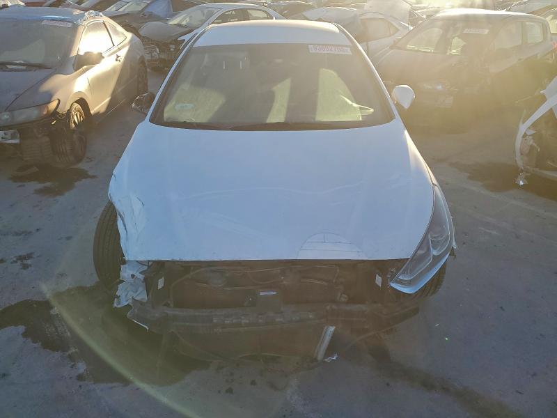 Фото 5 - HYUNDAI SONATA