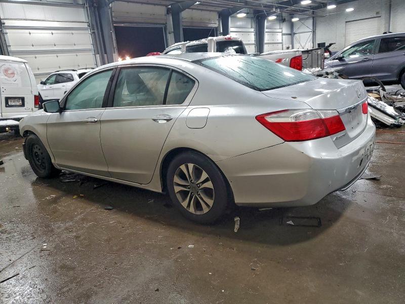 Фото 2 - HONDA ACCORD