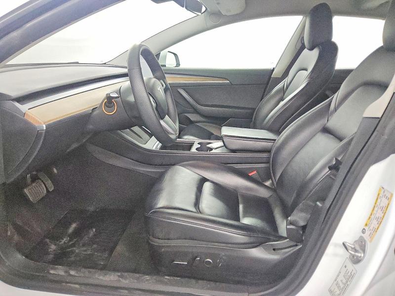 Фото 7 - TESLA MODEL 3