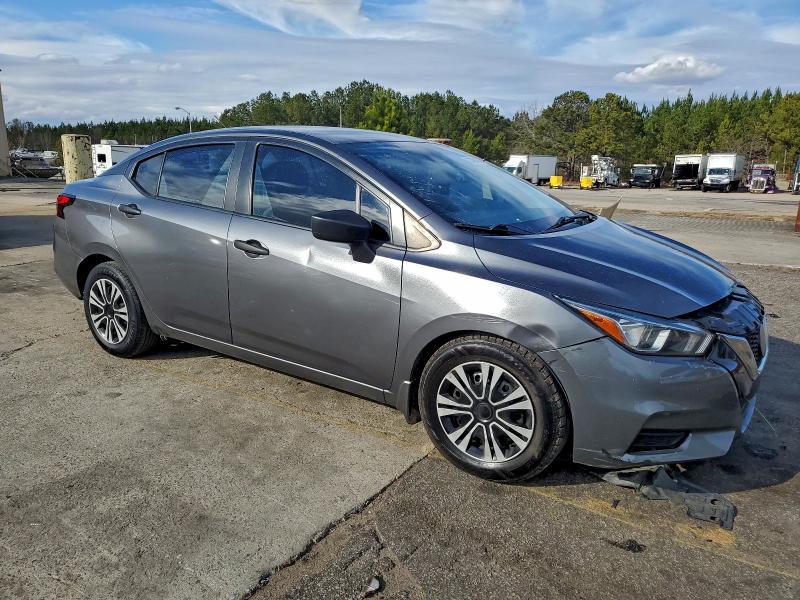2020 NISSAN VERSA