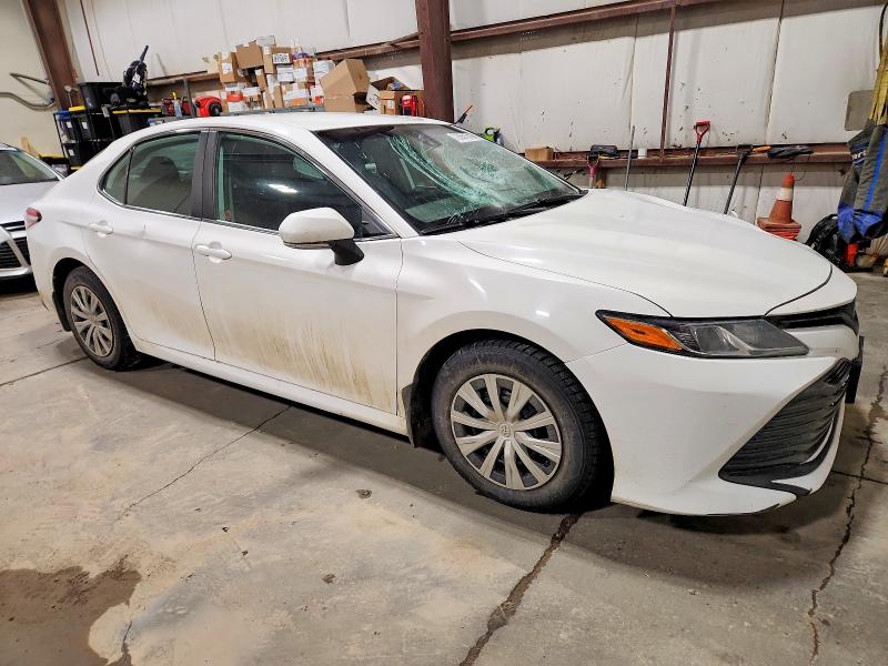 Фото 4 - TOYOTA CAMRY