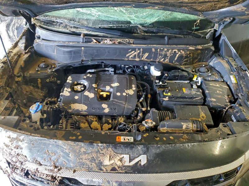 Фото 12 - KIA SELTOS