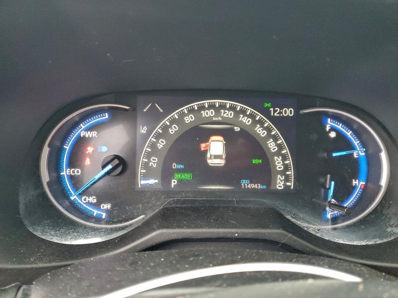 Фото 9 - TOYOTA RAV4