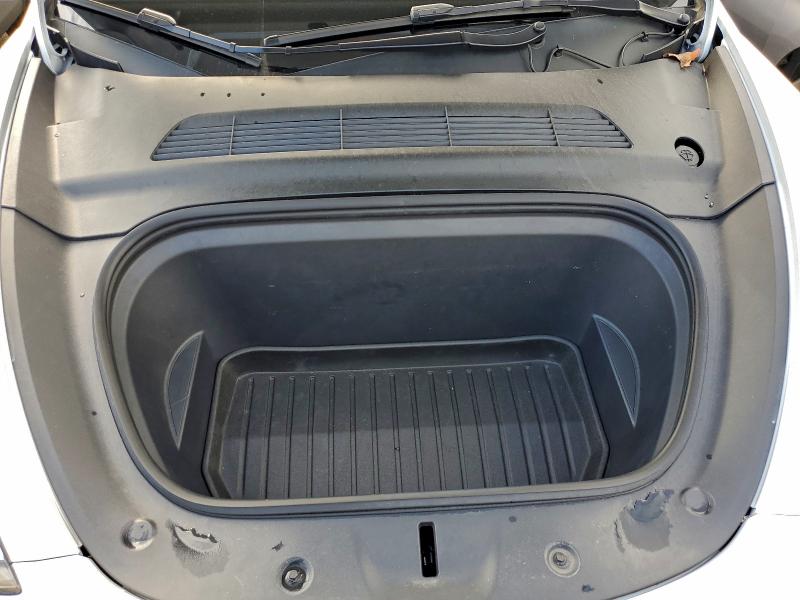 Фото 12 - TESLA MODEL Y