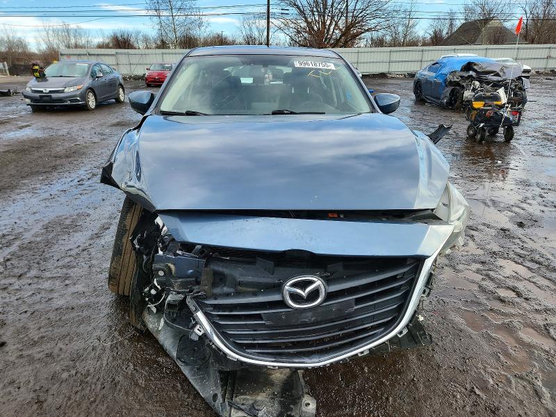 Фото 5 - MAZDA 3