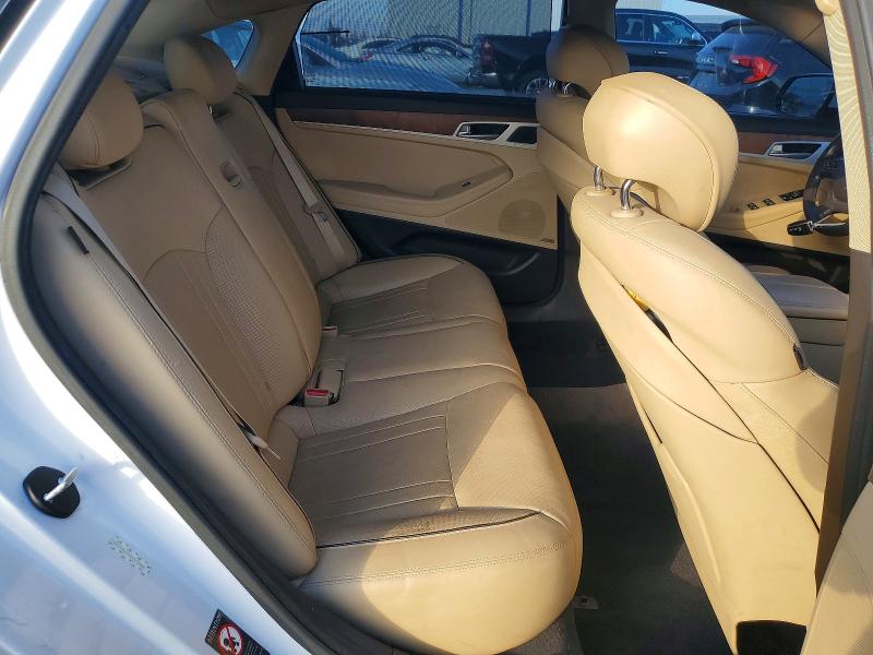 Фото 10 - HYUNDAI GENESIS