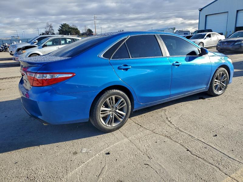 Фото 3 - TOYOTA CAMRY