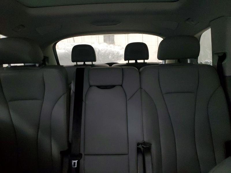 Фото 10 - AUDI Q7