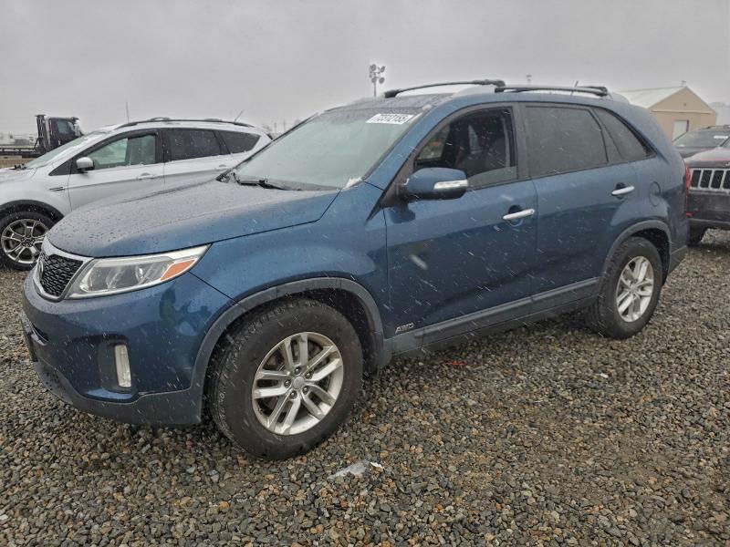 Фото 1 - KIA SORENTO