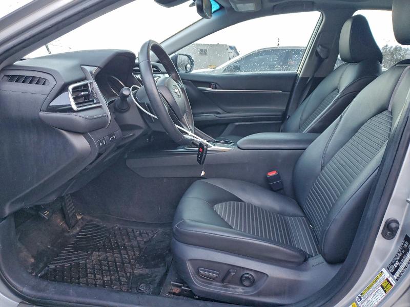 Фото 7 - TOYOTA CAMRY