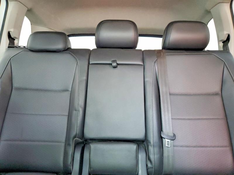 Фото 10 - VOLKSWAGEN TIGUAN