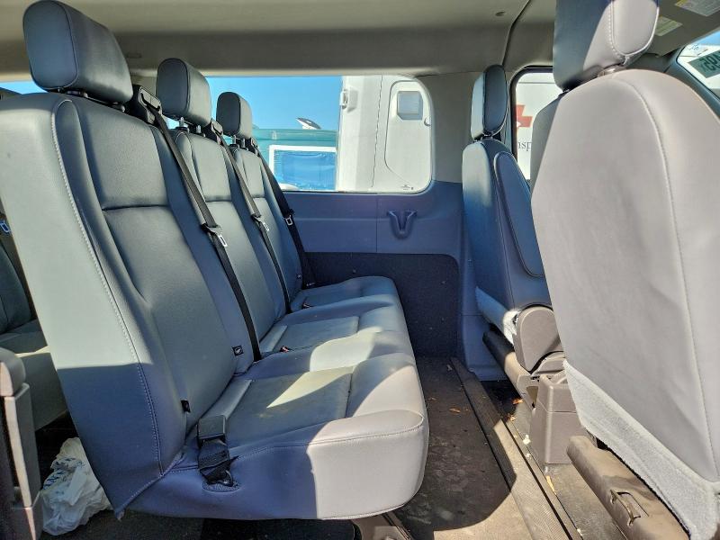 Фото 11 - FORD TRANSIT