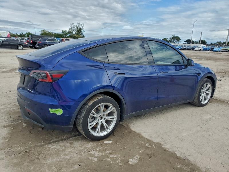 Фото 3 - TESLA MODEL Y