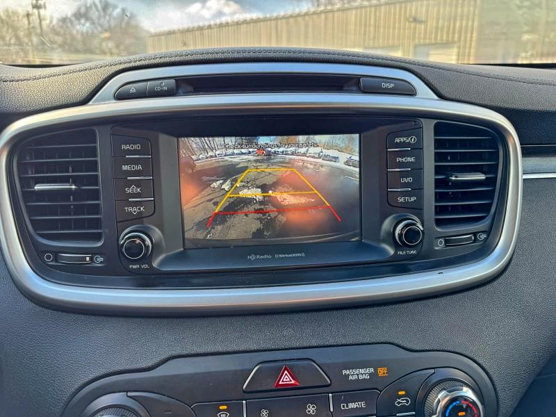 Фото 12 - KIA SORENTO