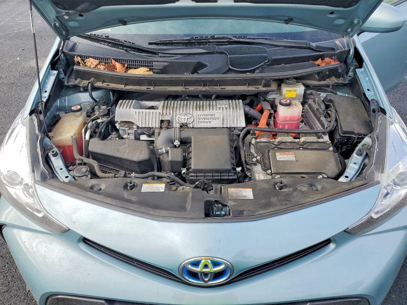 Фото 11 - TOYOTA PRIUS