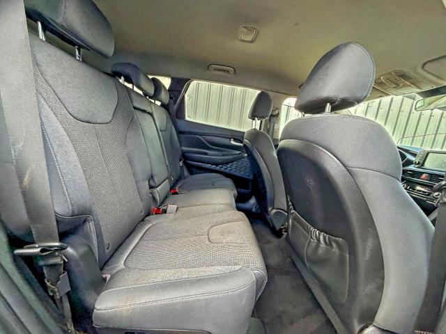 Фото 6 - HYUNDAI SANTA FE