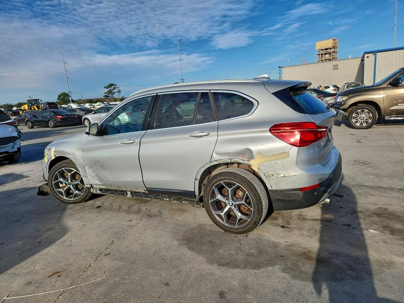 Фото 2 - BMW X1