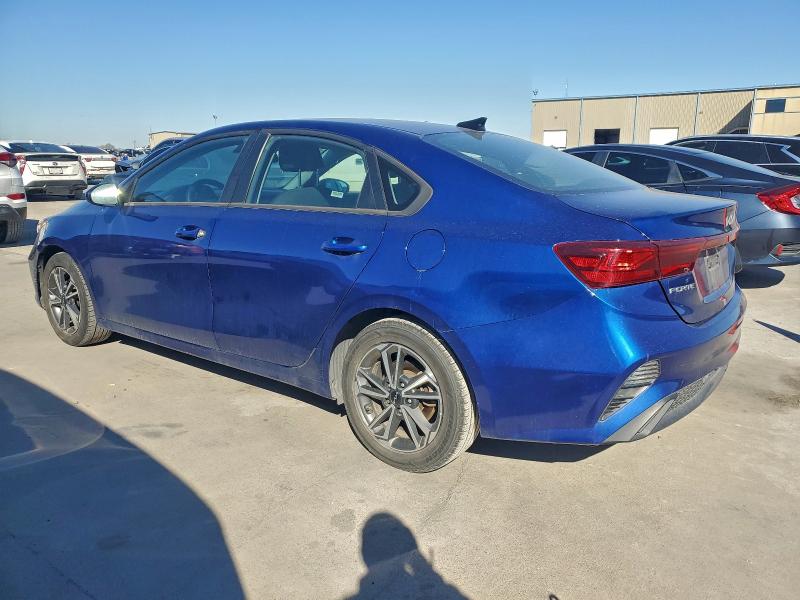 Фото 2 - KIA FORTE