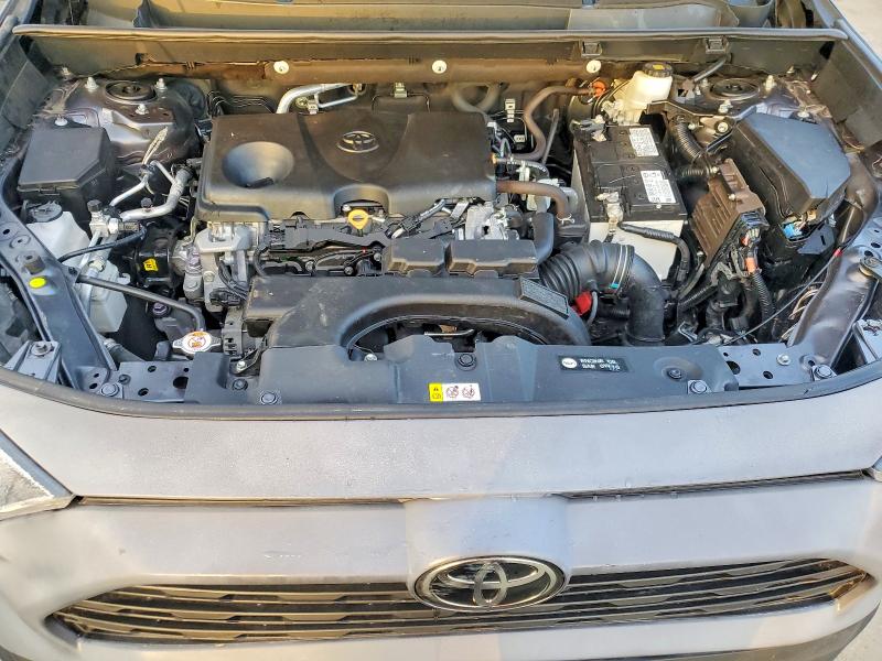 Фото 12 - TOYOTA RAV4