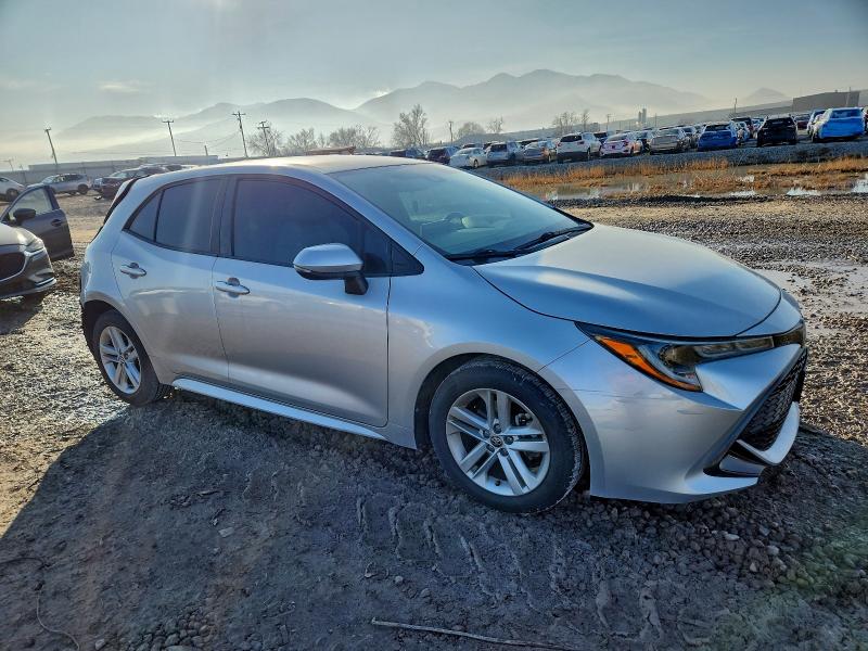 Фото 4 - TOYOTA COROLLA