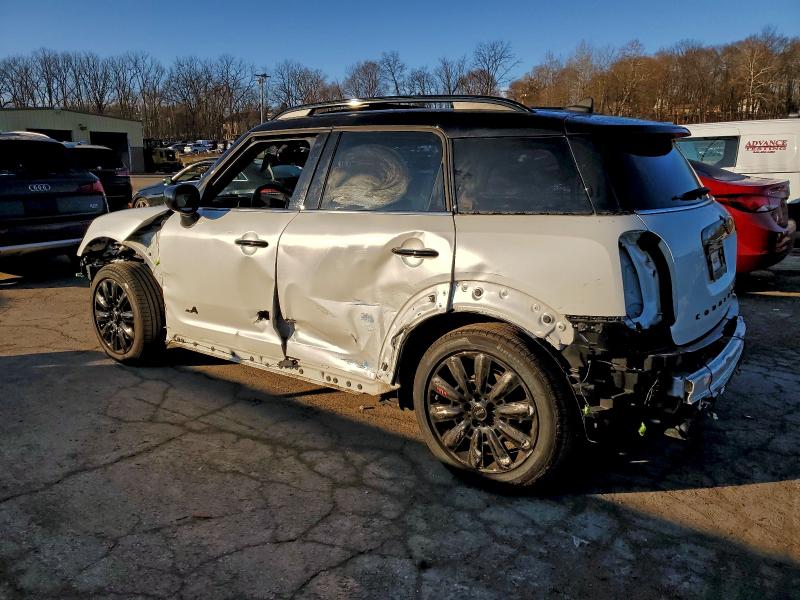 Фото 2 - MINI COOPER