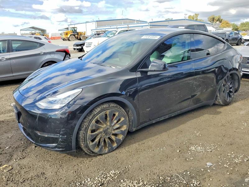 Фото 1 - TESLA MODEL Y