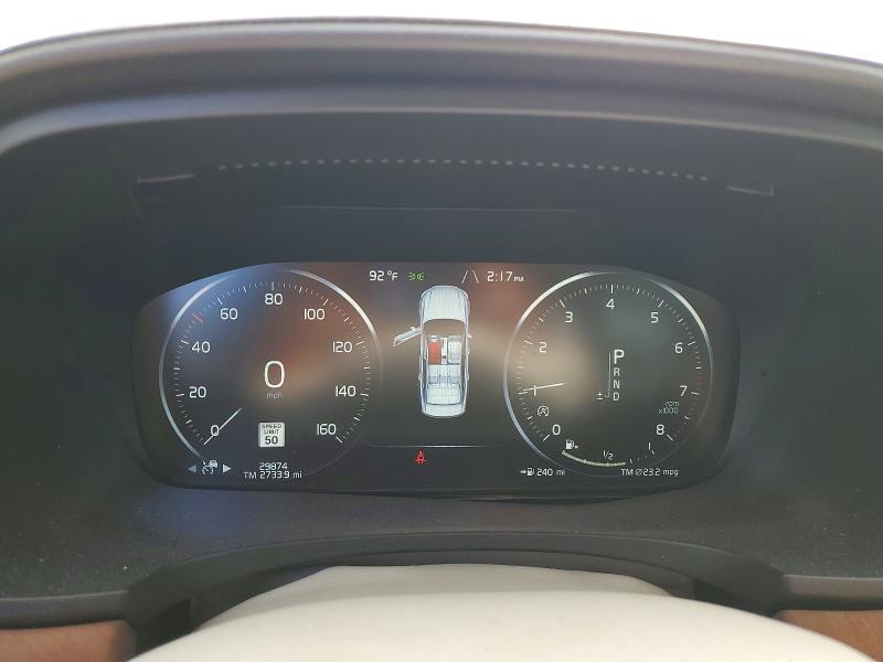 Фото 9 - VOLVO S90