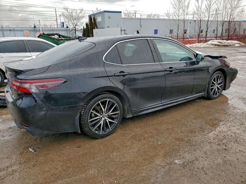 Фото 3 - TOYOTA CAMRY