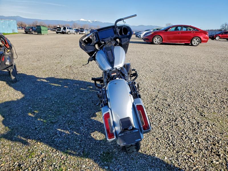 HARLEY-DAVIDSON FL 2024