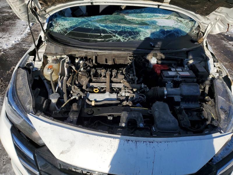 Фото 11 - NISSAN VERSA